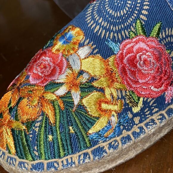 🌸HP🌸Johnny Was Anenome Platform Espadrille! - Picture 7 of 13